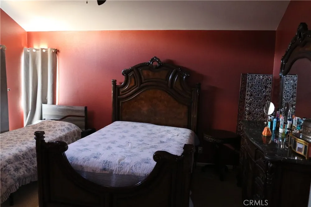 47 Corte Madera Lake Elsinore, CA 92532
