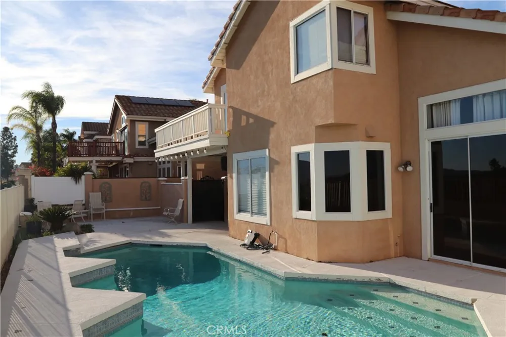 47 Corte Madera Lake Elsinore, CA 92532