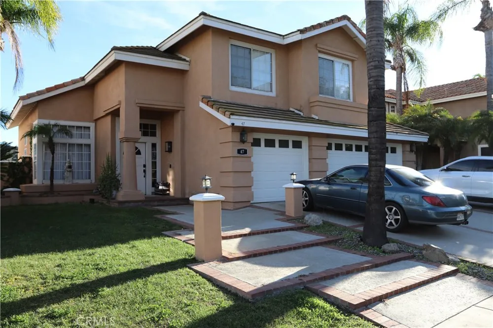 47 Corte Madera Lake Elsinore, CA 92532