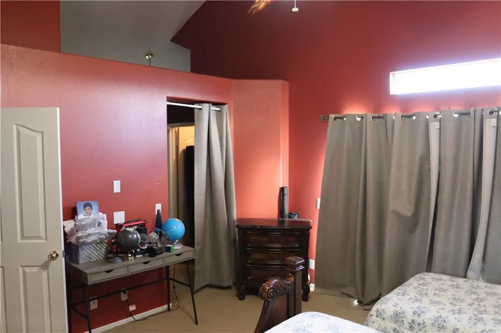 47 Corte Madera Lake Elsinore, CA 92532