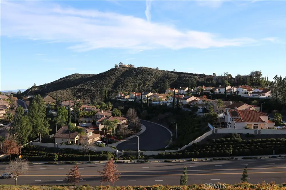 47 Corte Madera Lake Elsinore, CA 92532