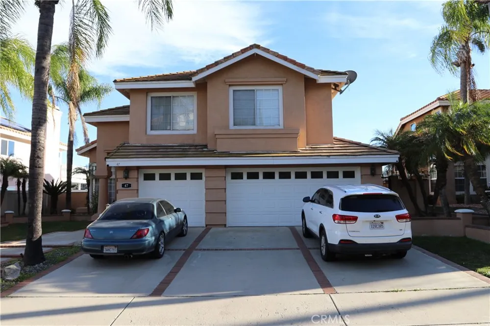 47 Corte Madera Lake Elsinore, CA 92532