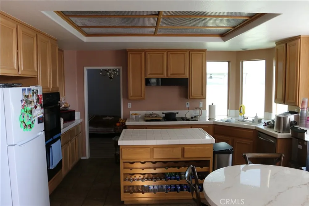 47 Corte Madera Lake Elsinore, CA 92532