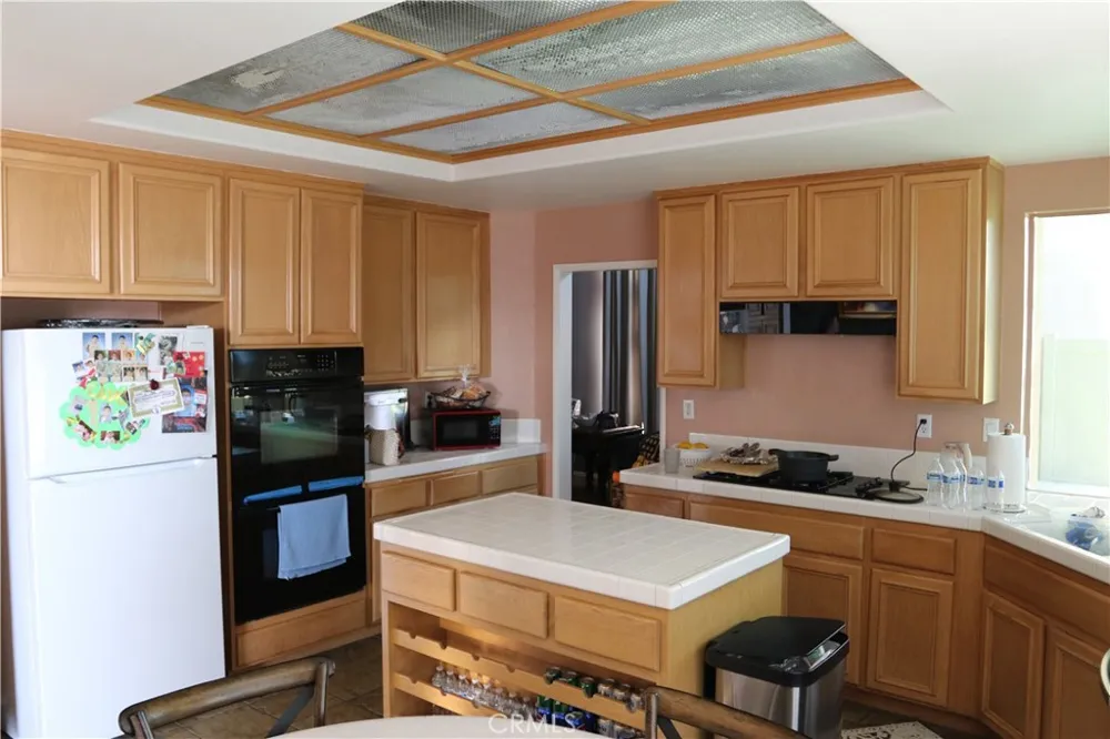 47 Corte Madera Lake Elsinore, CA 92532