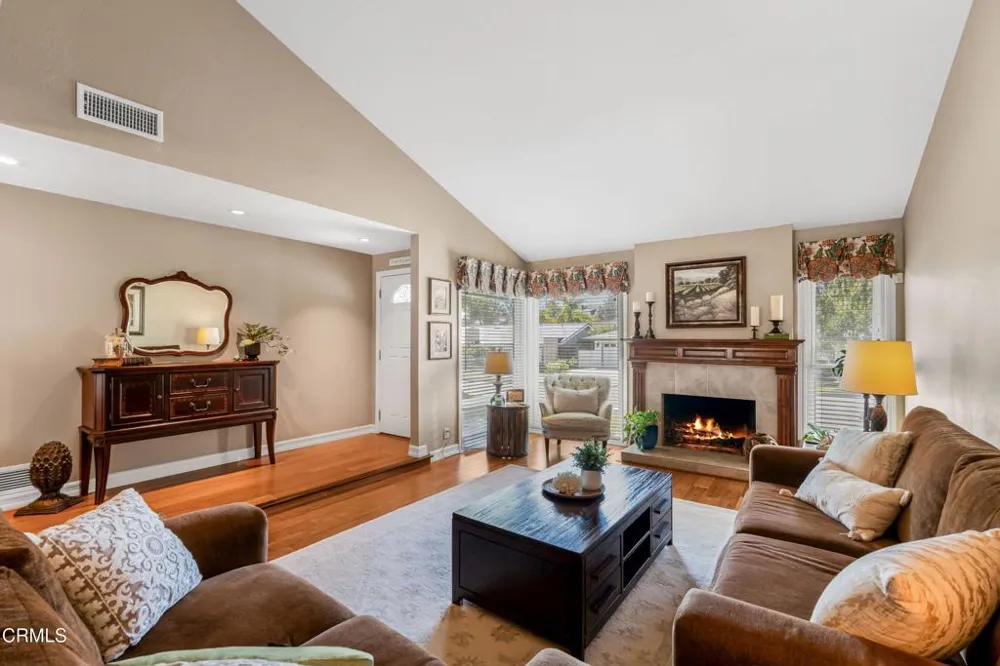 2239 Adrian Street Newbury Park, CA 91320
