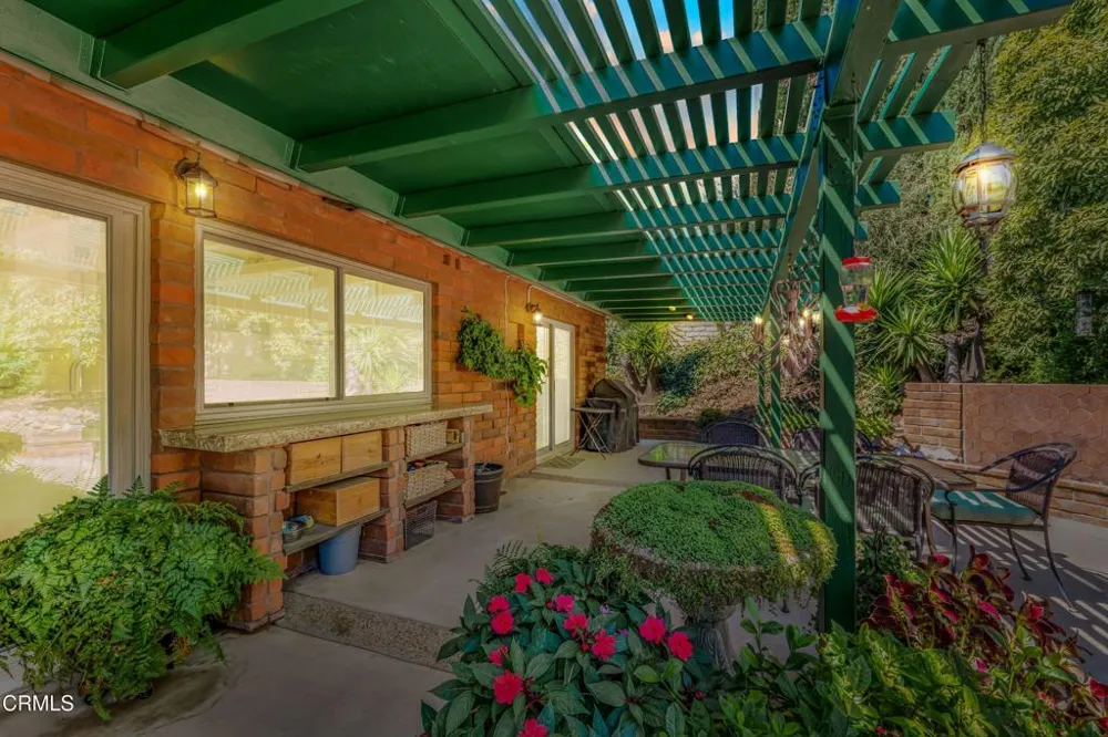 2239 Adrian Street Newbury Park, CA 91320
