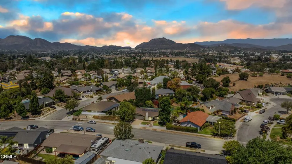 2239 Adrian Street Newbury Park, CA 91320