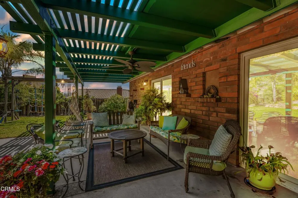 2239 Adrian Street Newbury Park, CA 91320
