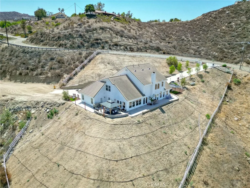 20948 Onaknoll Drive Lake Mathews, CA 92570