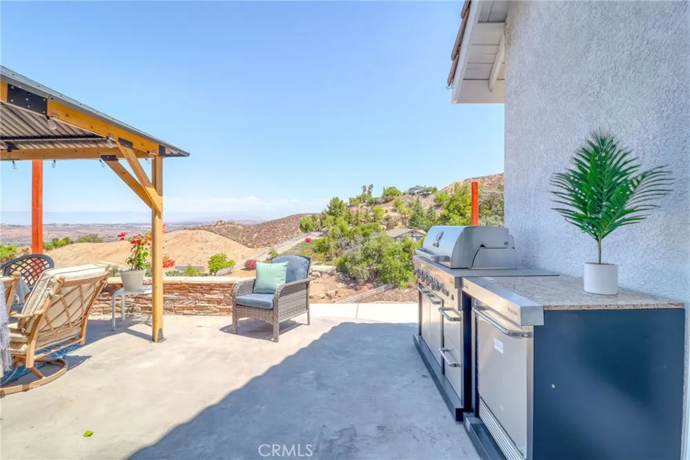 20948 Onaknoll Drive Lake Mathews, CA 92570