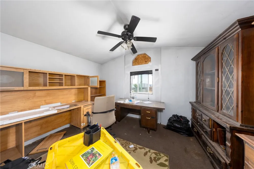 2833 White Fox Pinon Hills, CA 92372