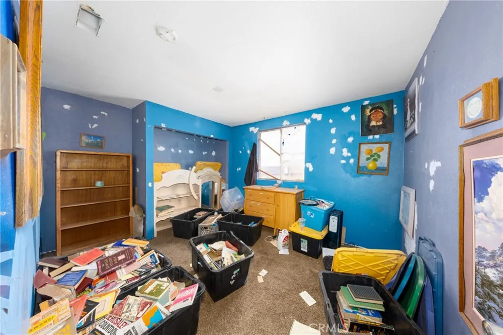 2833 White Fox Pinon Hills, CA 92372