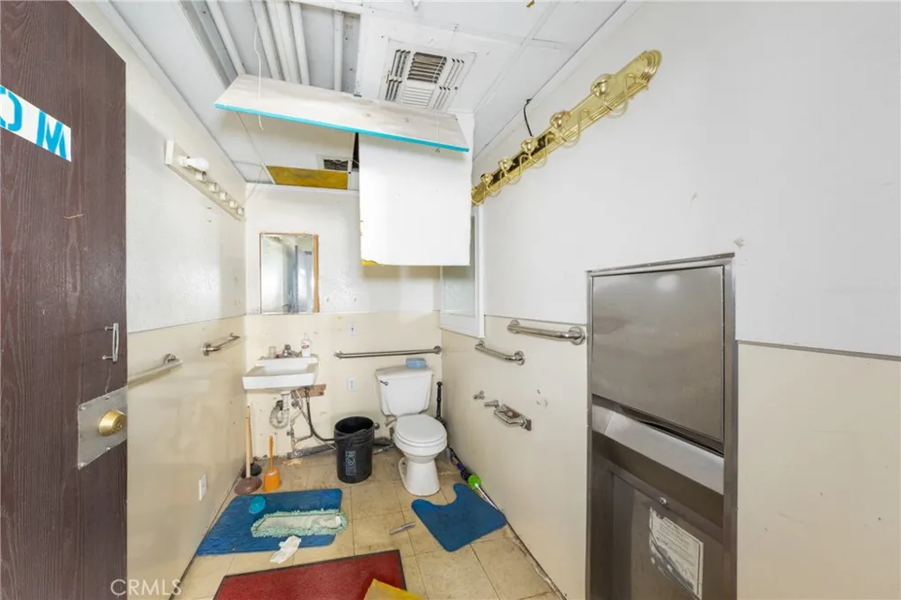 2833 White Fox Pinon Hills, CA 92372