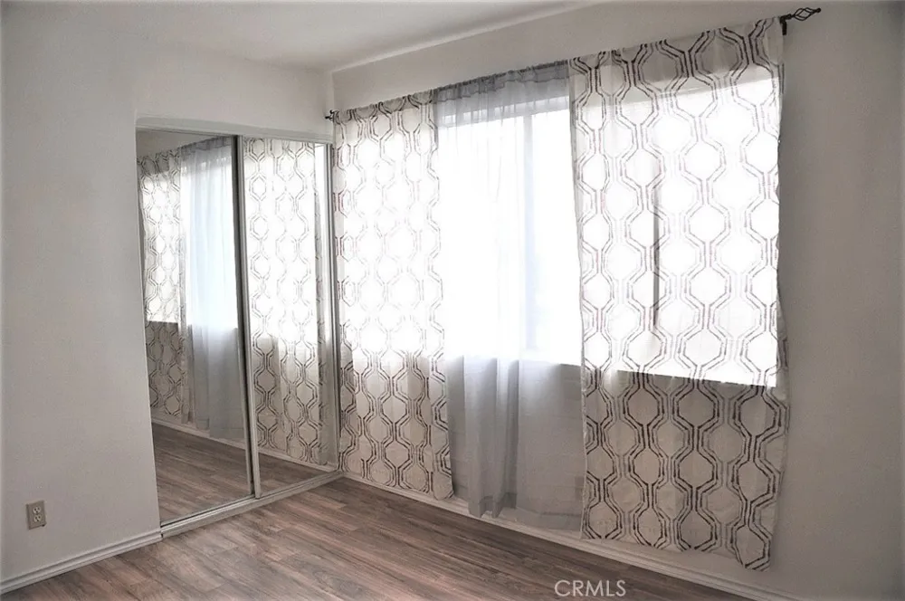 688 5th Azusa, CA 91702
