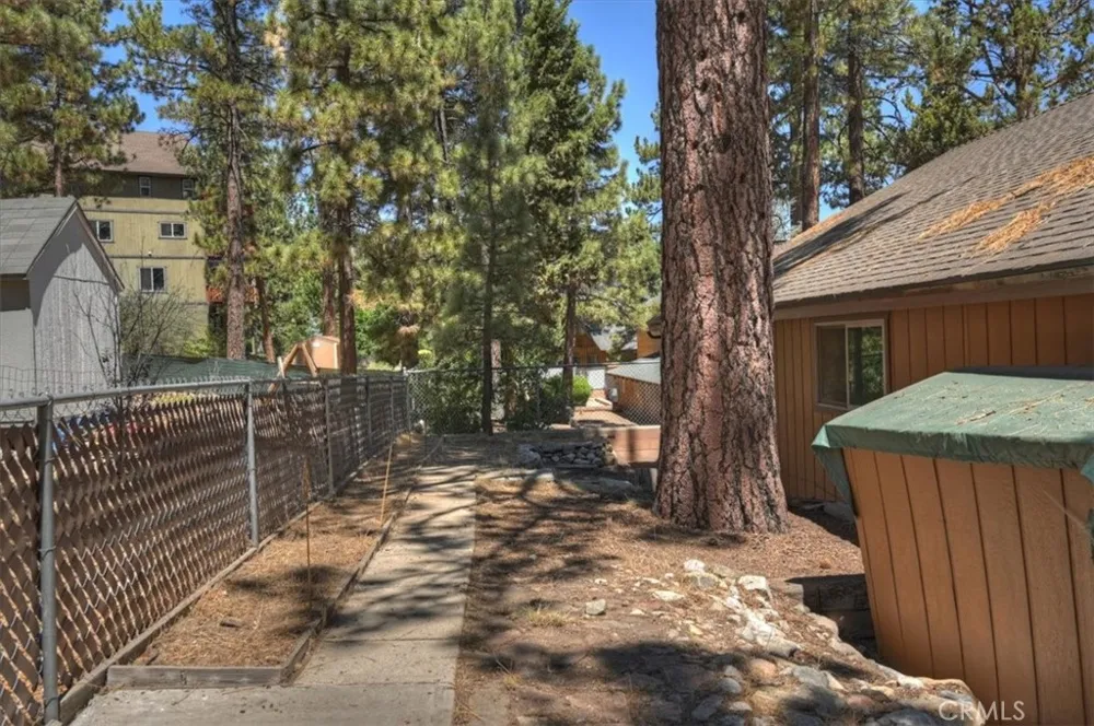 1412 Malabar Big Bear City, CA 92314