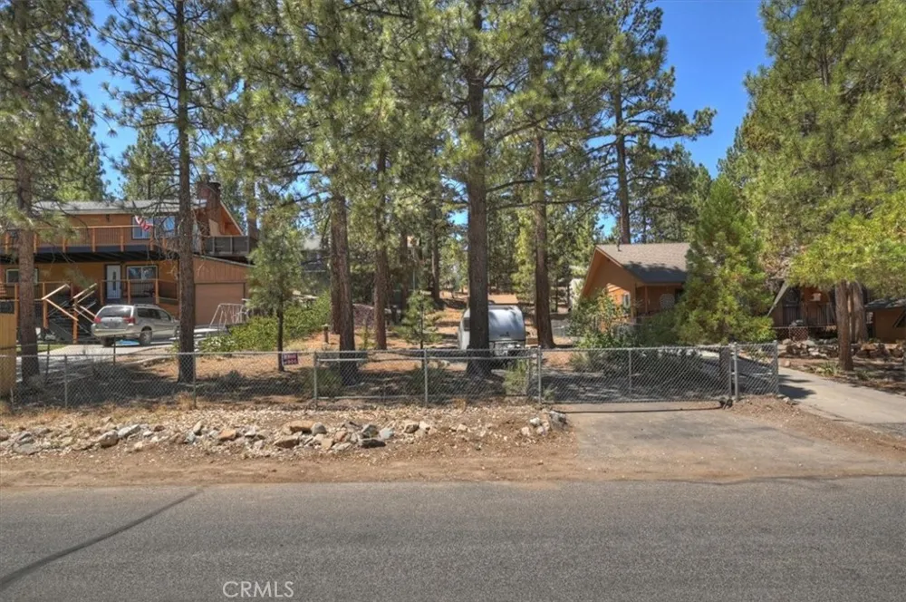 1412 Malabar Big Bear City, CA 92314
