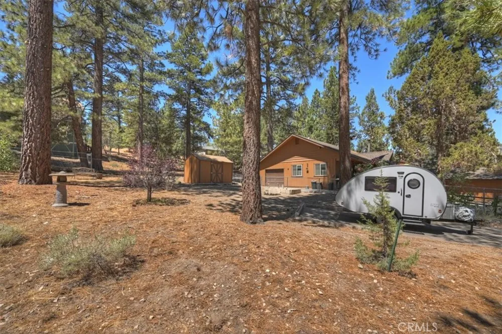 1412 Malabar Big Bear City, CA 92314