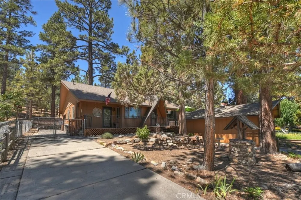 1412 Malabar Big Bear City, CA 92314