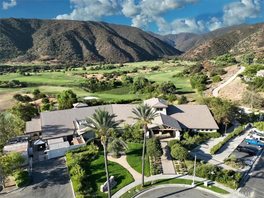 4427 Putting Green Corona, CA 92883