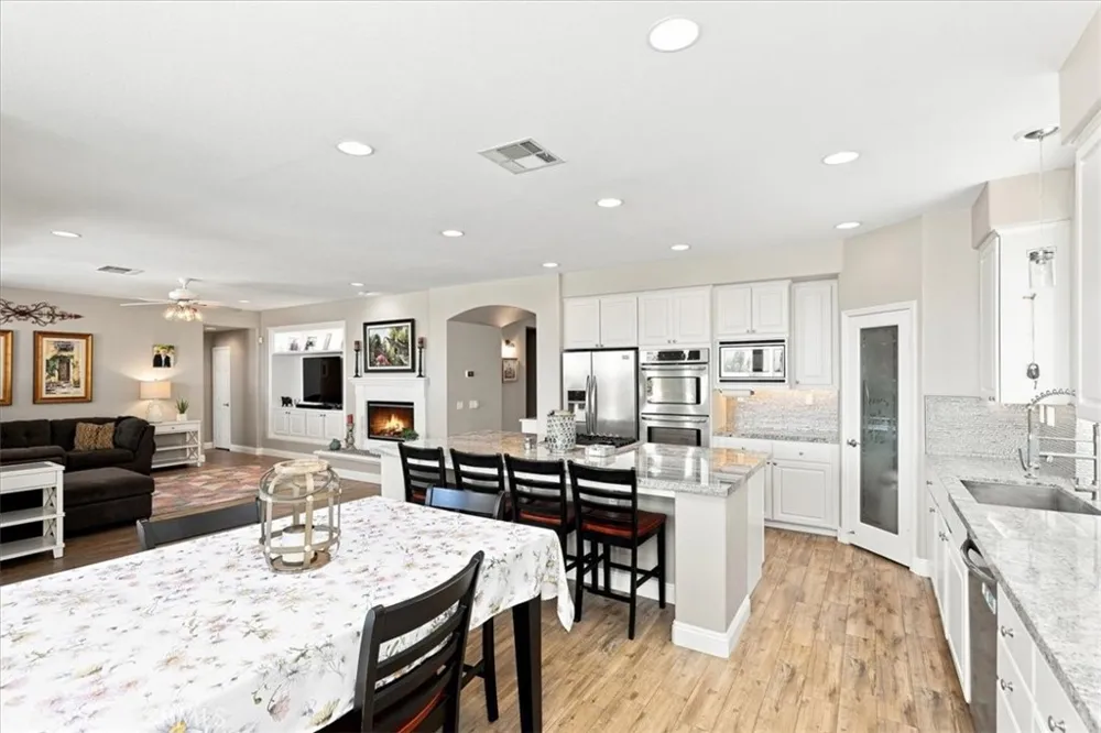 4427 Putting Green Corona, CA 92883
