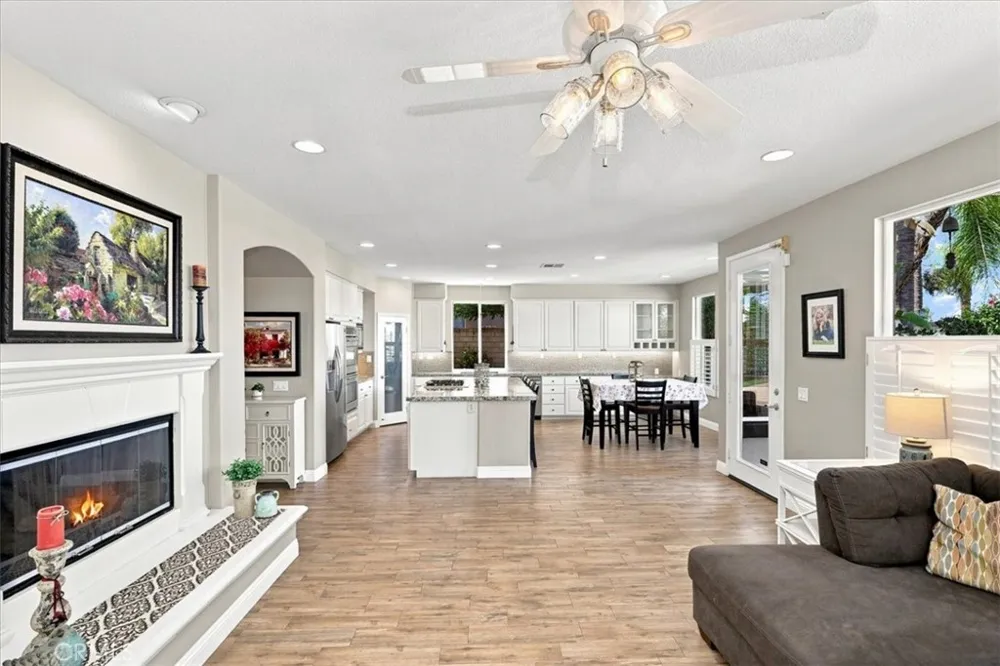 4427 Putting Green Corona, CA 92883