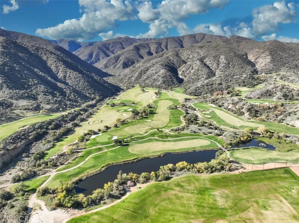 4427 Putting Green Corona, CA 92883