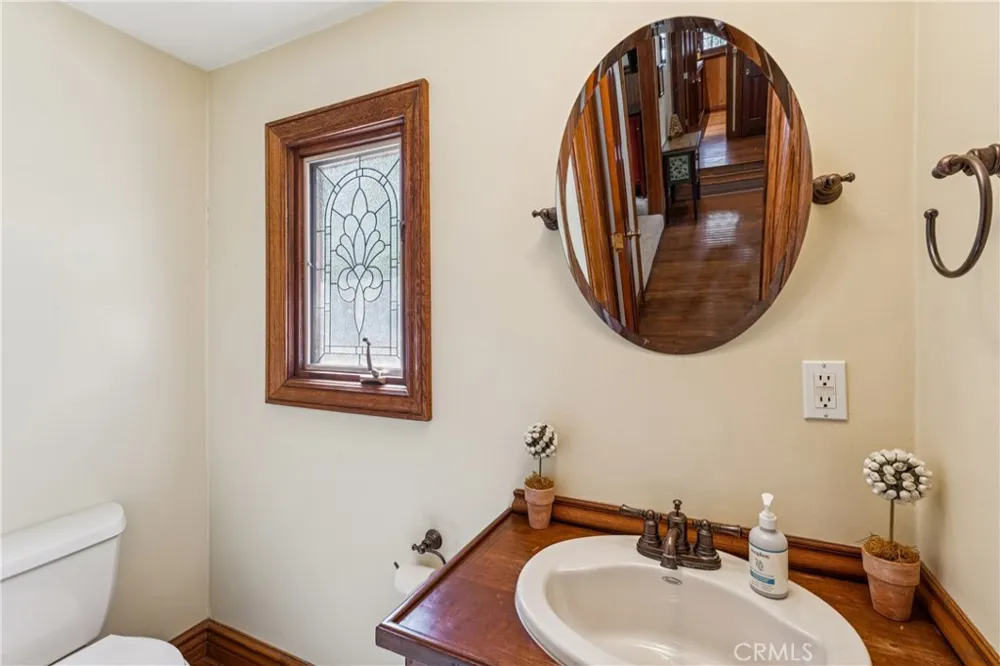 28476 North Shore Lake Arrowhead, CA 92352