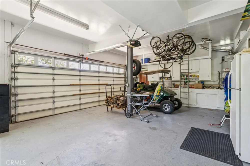 28476 North Shore Lake Arrowhead, CA 92352