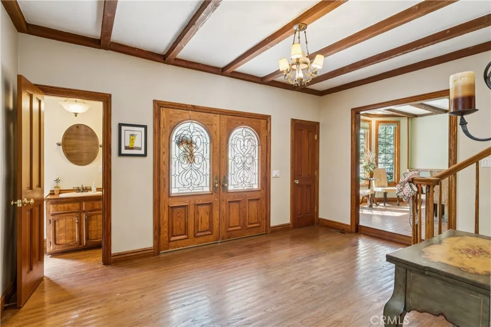 28476 North Shore Lake Arrowhead, CA 92352
