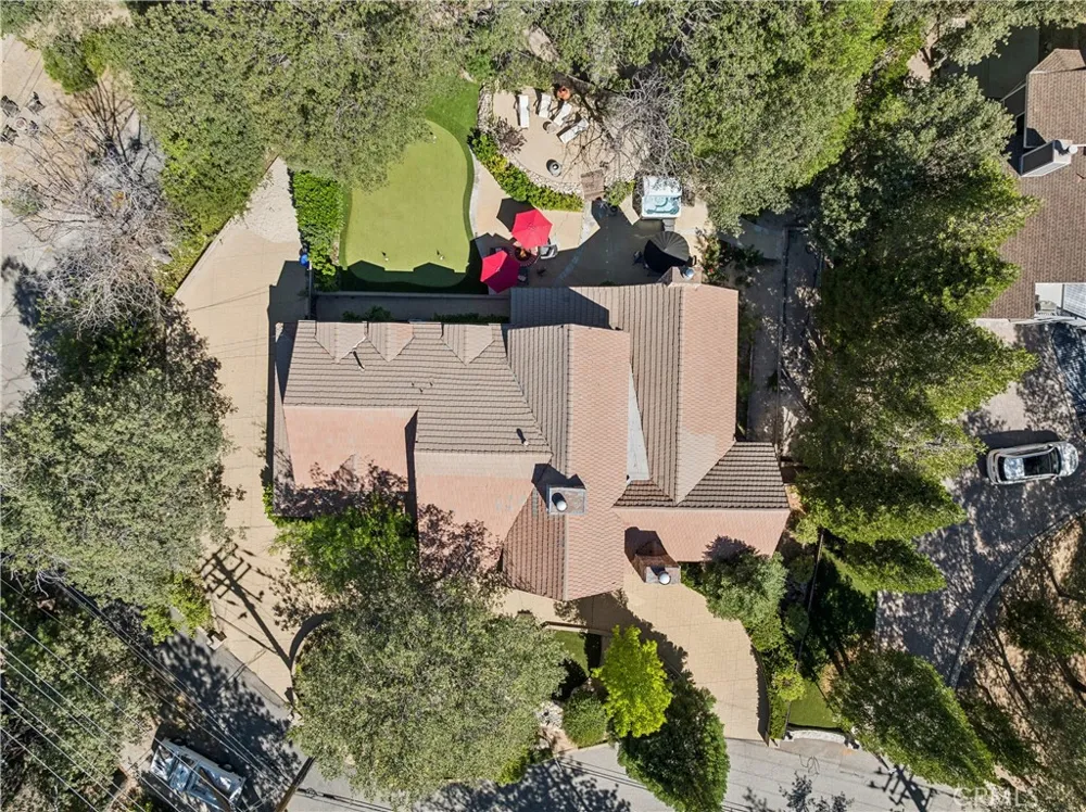 28476 North Shore Lake Arrowhead, CA 92352