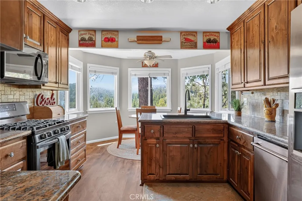26695 Modoc Lake Arrowhead, CA 92352