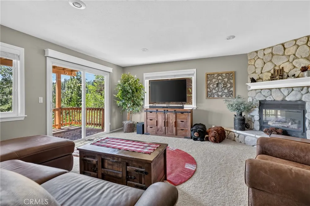 26695 Modoc Lake Arrowhead, CA 92352