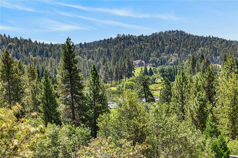 26695 Modoc Lake Arrowhead, CA 92352