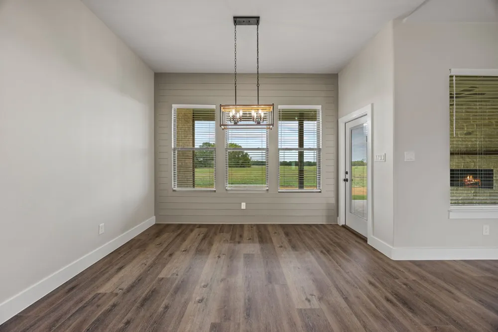 147 CR 207 Valley View, TX 76272