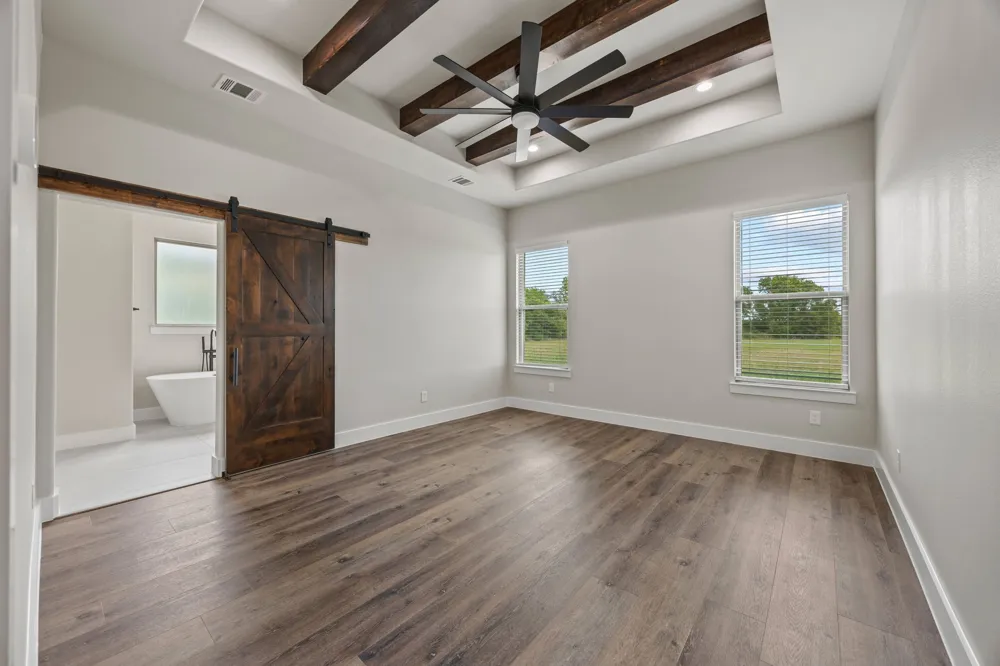 147 CR 207 Valley View, TX 76272