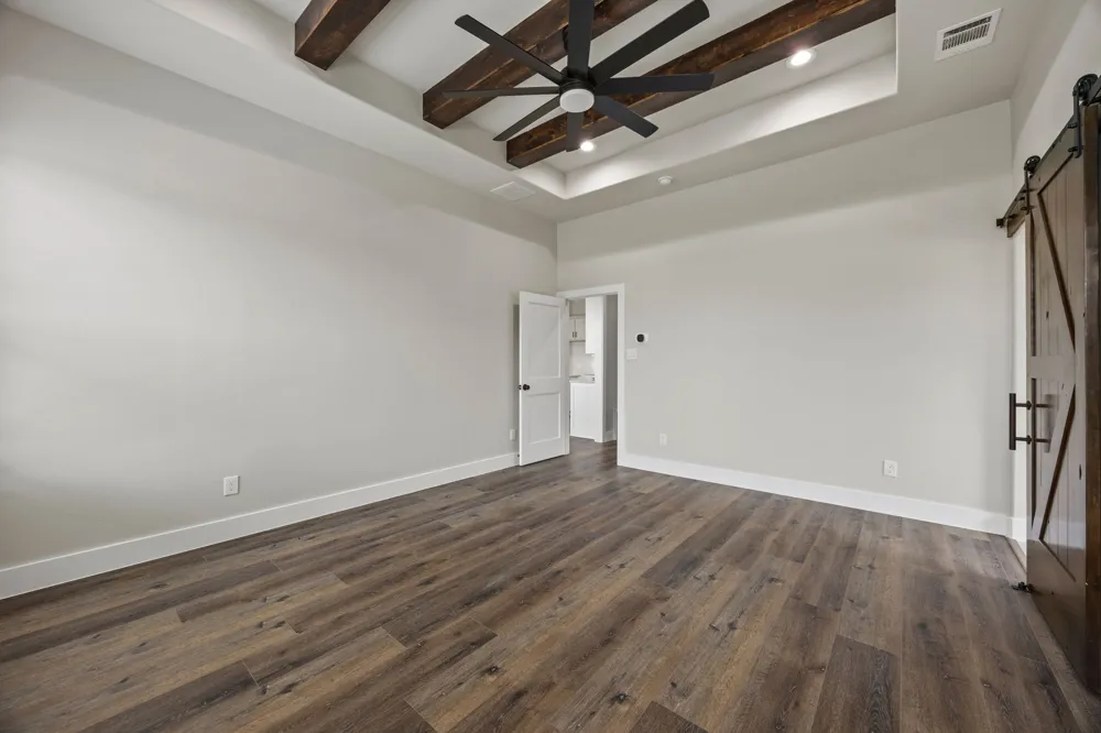 147 CR 207 Valley View, TX 76272