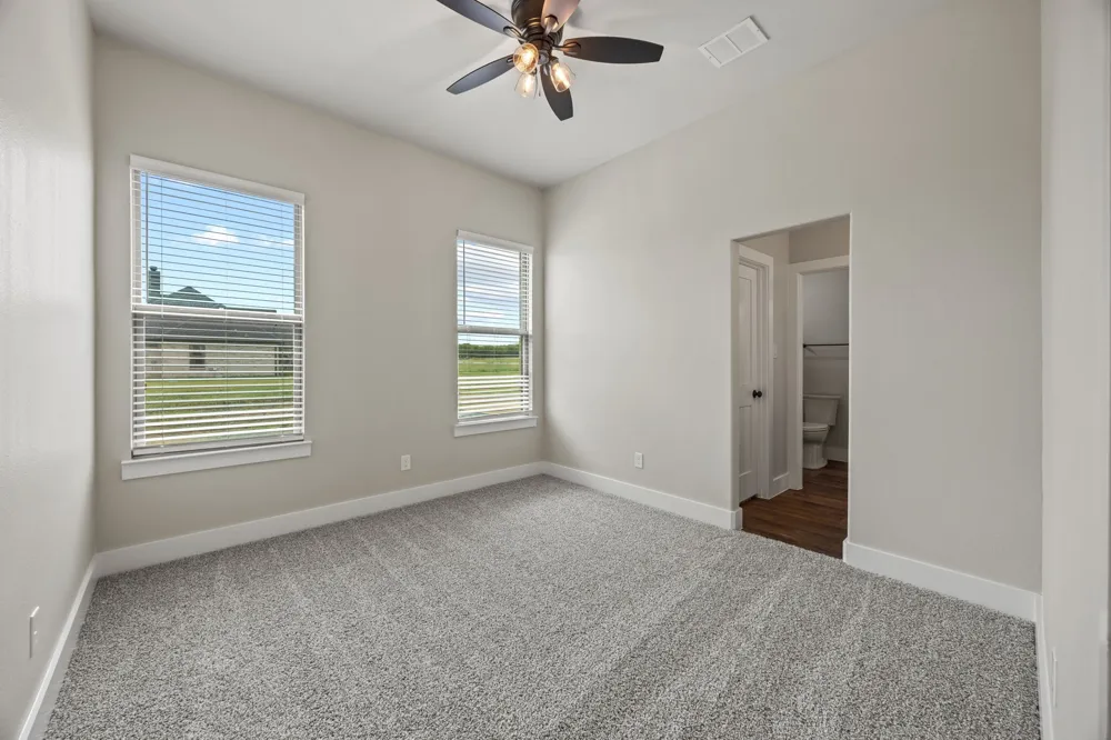 147 CR 207 Valley View, TX 76272