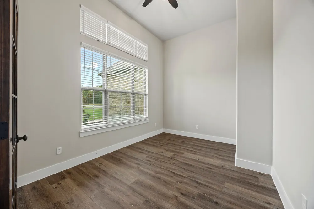 147 CR 207 Valley View, TX 76272