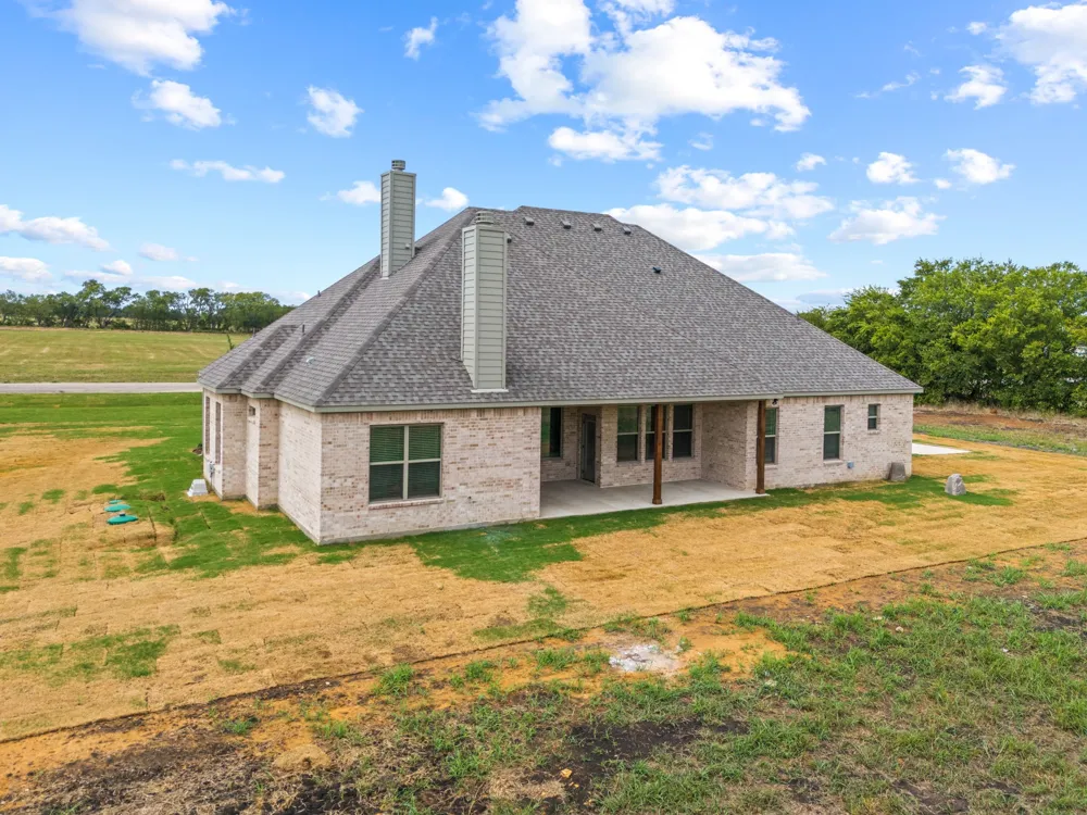 147 CR 207 Valley View, TX 76272