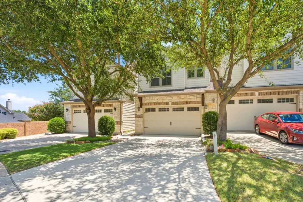 703 Chestnuthill Drive Allen, TX 75013