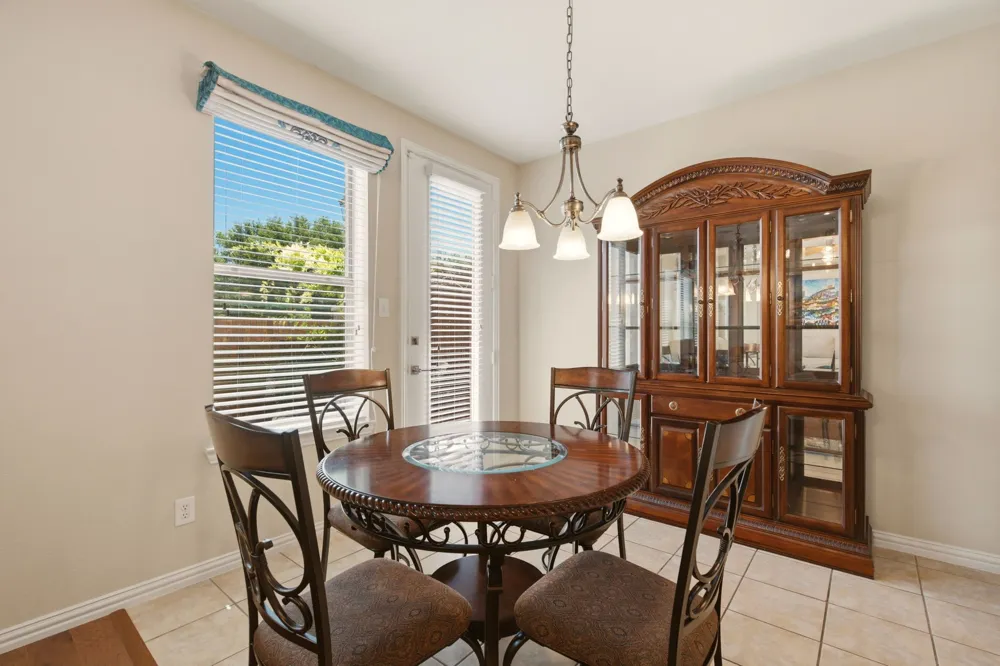 703 Chestnuthill Drive Allen, TX 75013