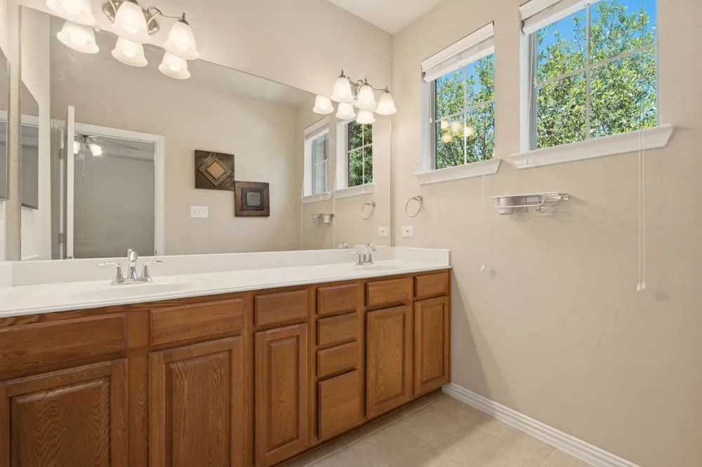 703 Chestnuthill Drive Allen, TX 75013
