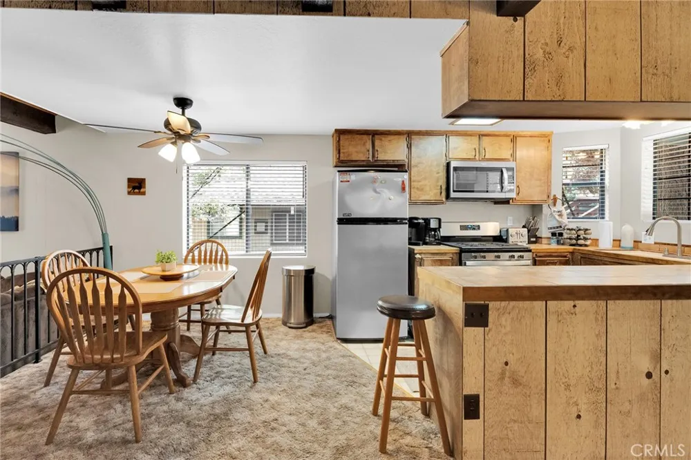 2434 Fir Drive Running Springs, CA 92382