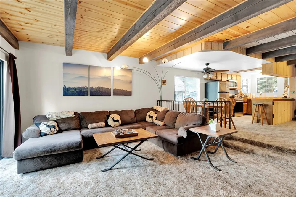2434 Fir Drive Running Springs, CA 92382