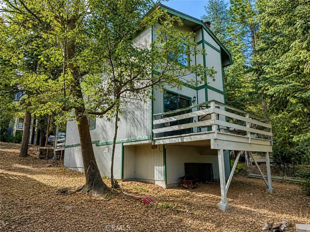 2434 Fir Drive Running Springs, CA 92382