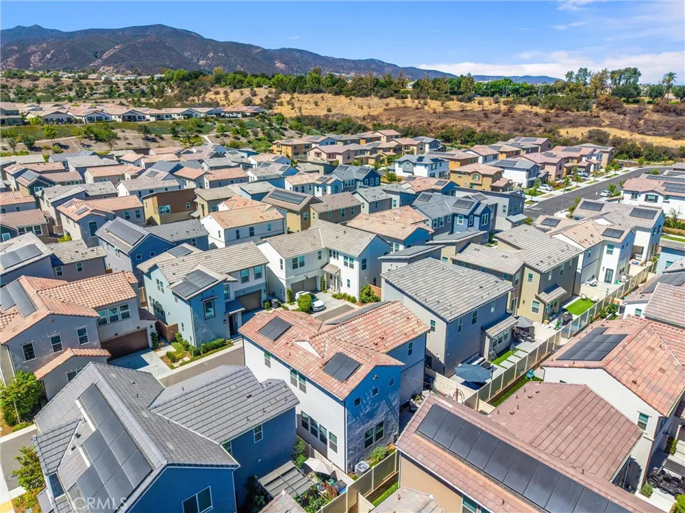 4036 Shada Ln Corona, CA 92883