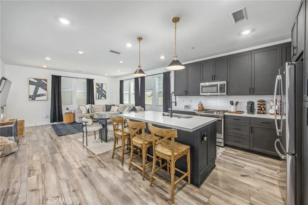 4036 Shada Ln Corona, CA 92883