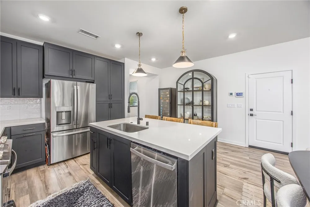 4036 Shada Ln Corona, CA 92883
