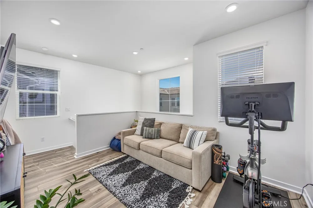 4036 Shada Ln Corona, CA 92883