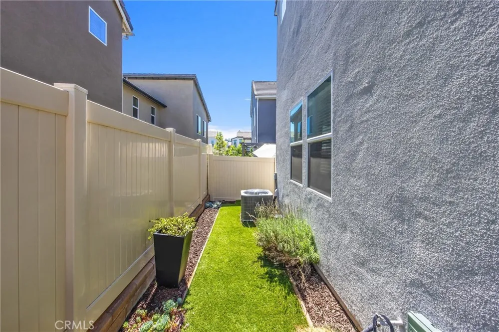 4036 Shada Ln Corona, CA 92883